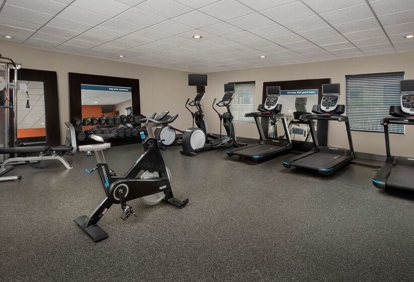 ホテル Hampton Inn & Suites Holly Springs