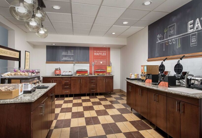 ホテル Hampton Inn & Suites Holly Springs