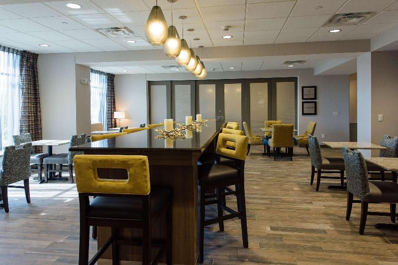 호텔 Hampton Inn & Suites Holly Springs