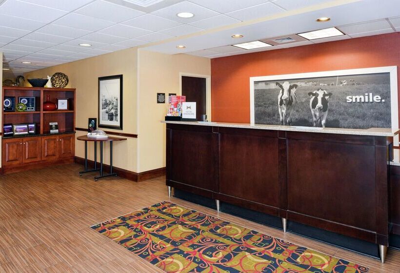ホテル Hampton Inn Waynesboro/stuarts Draft