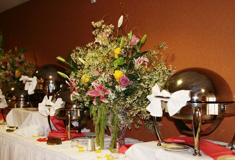 هتل Hilton Garden Inn Birmingham/trussville