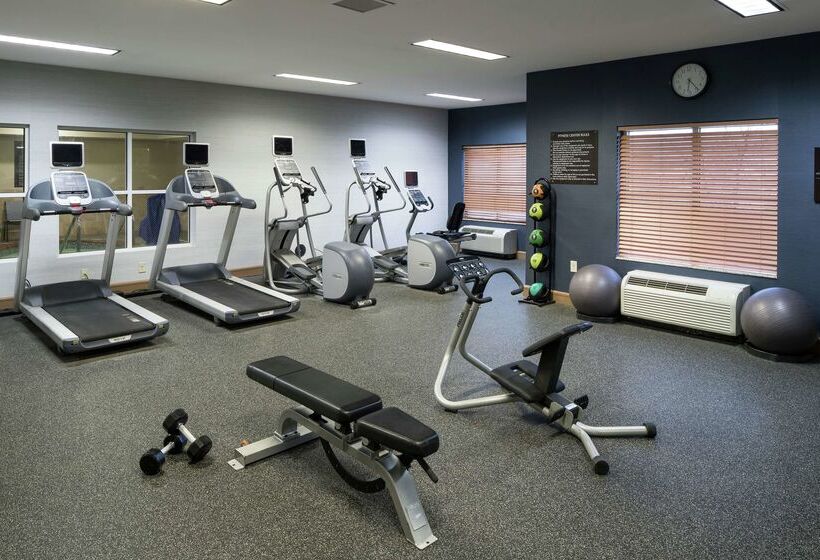 هتل Homewood Suites By Hilton Cedar Rapidsnorth