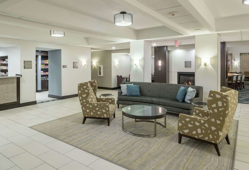 هتل Homewood Suites By Hilton Cedar Rapidsnorth