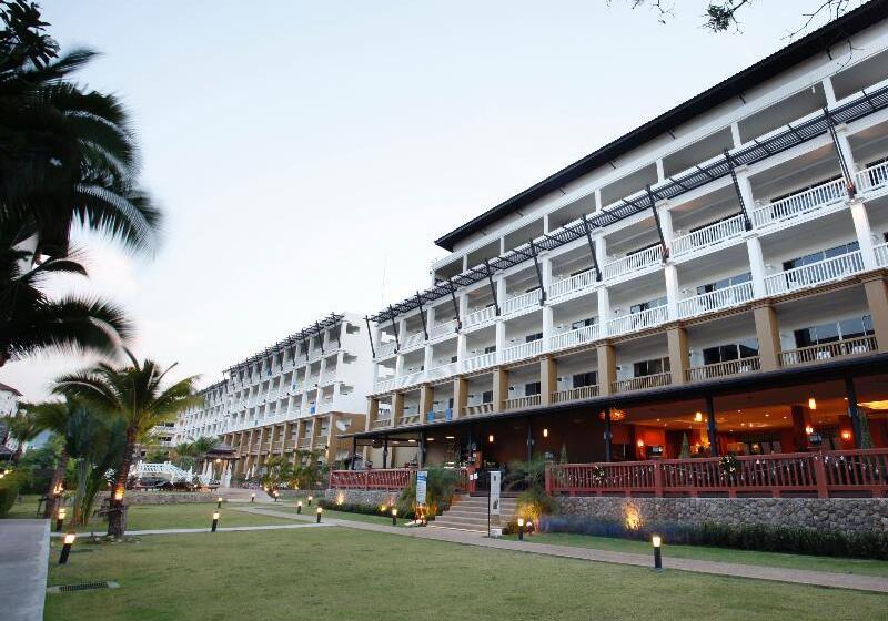 هتل Kata Sea Breeze Resort   Sha Plus