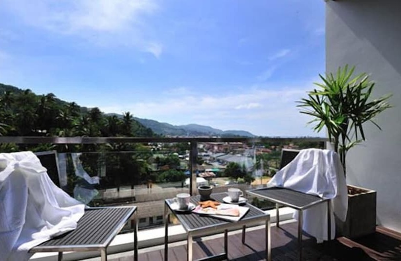 هتل Lae Lay Suites
