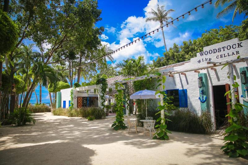 هتل Lime N Soda Beachfront Resort