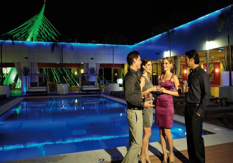 Hotelli Riu Plaza Guadalajara