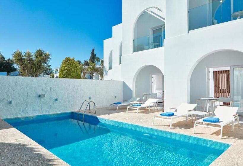 هتل So Nice Club Resort