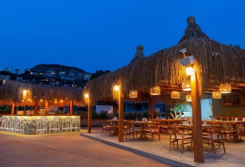 فندق Vita Bella Resort & Spa