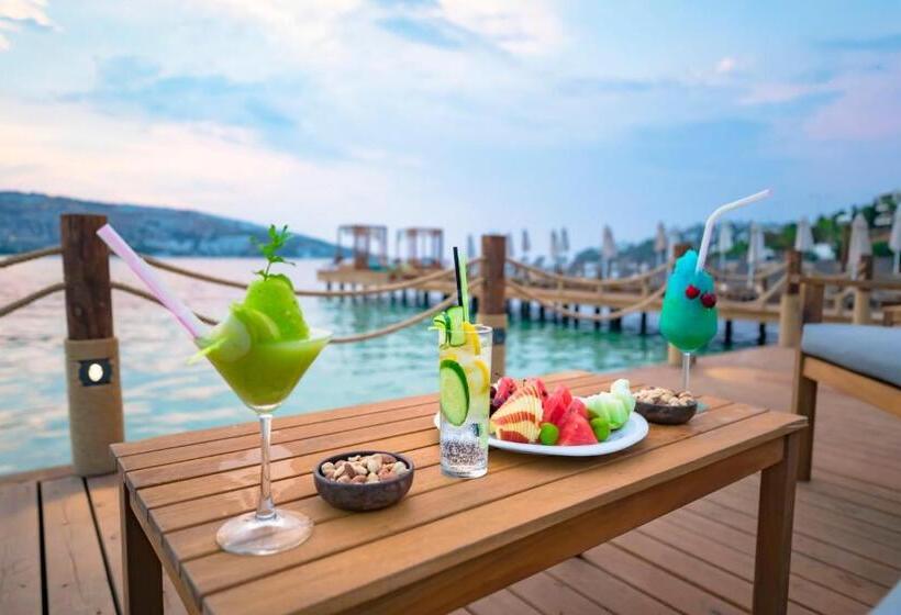 فندق Vita Bella Resort & Spa