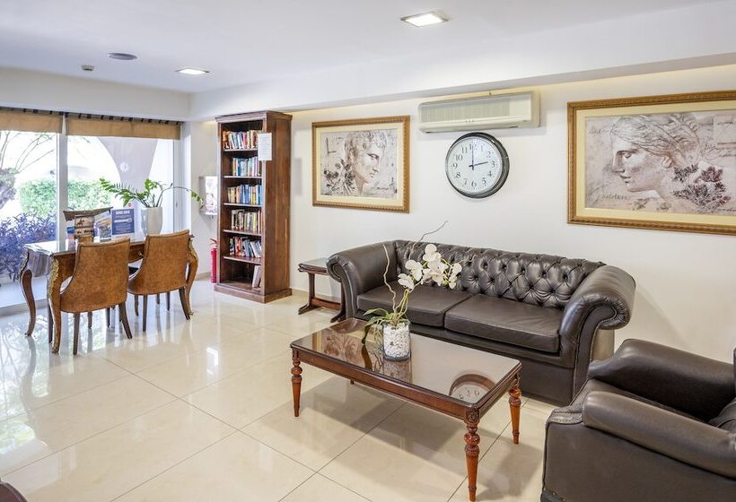 Peridis Family Resort