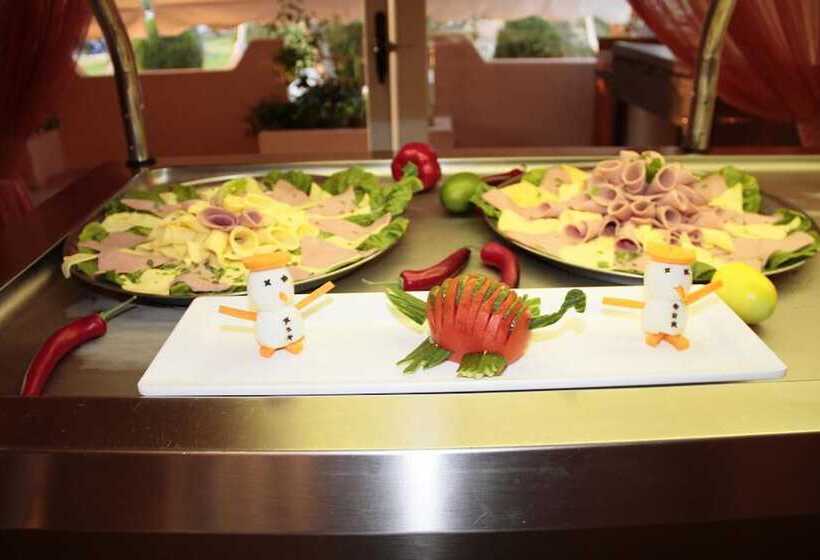 Roselands Hotel Bungalows