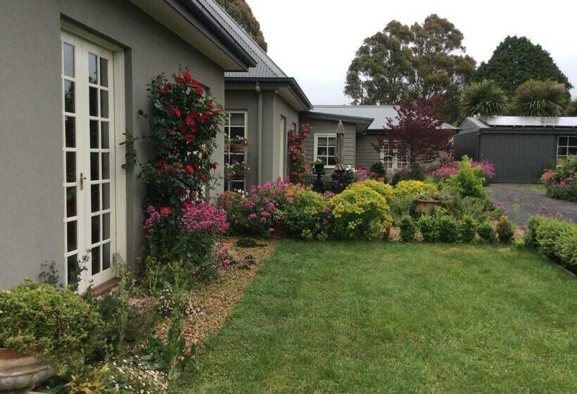 住宿加早餐  Hollyoak