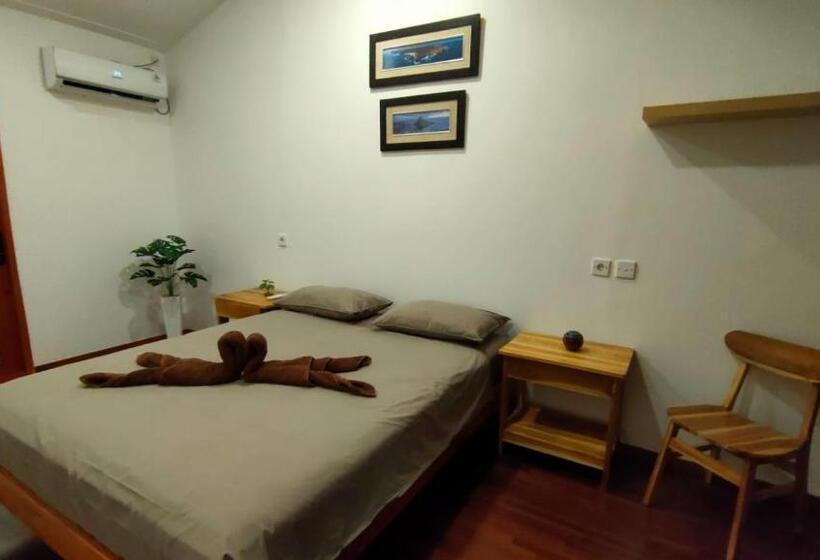 فندق صغير Castaway Surf Retreat 1