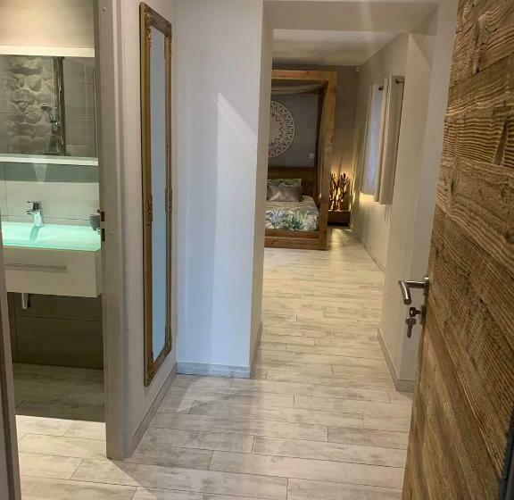 צימר Le Paon Bleu Annecy Poisy