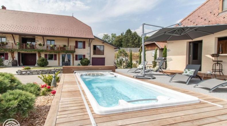 צימר Le Paon Bleu Annecy Poisy