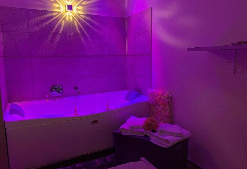 צימר Manfredoniajacuzzi