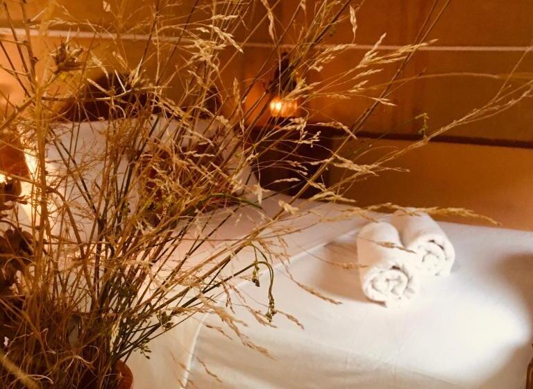 هتل Hôtel Panoramique De La Vallée