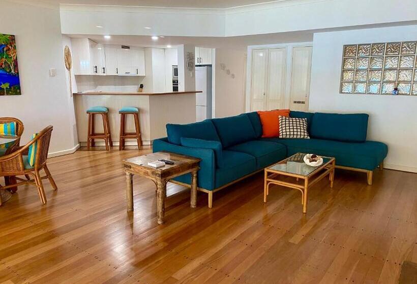 Beachview Apartments At Villa Paradiso