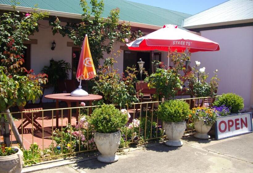 Hatchers Richmond Manor