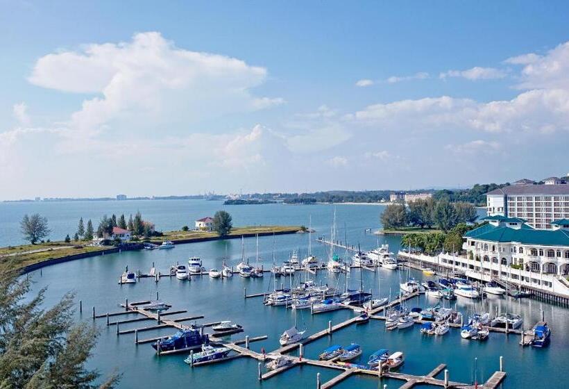 هتل Avillion Admiral Cove