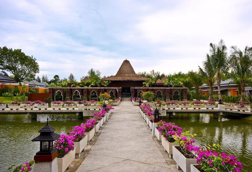 هتل Beyond Khaolak