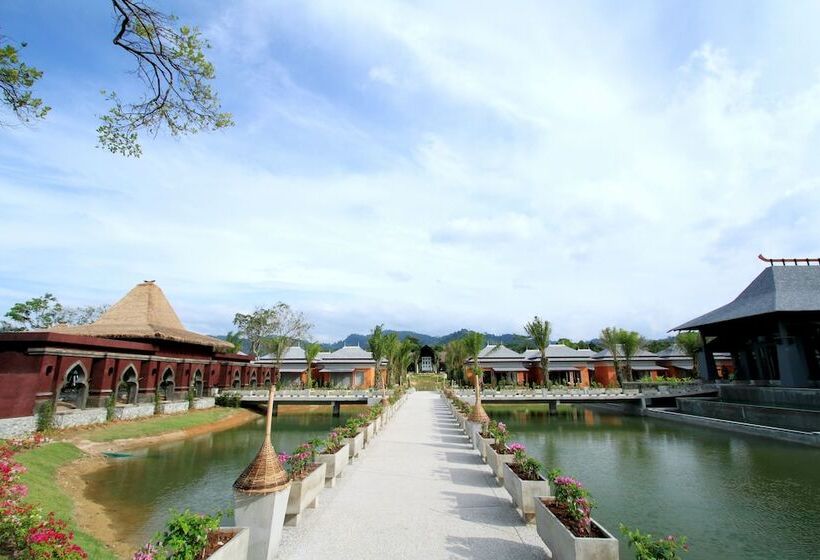 هتل Beyond Khaolak
