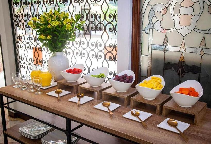 Solar Hotel Casa Laureles