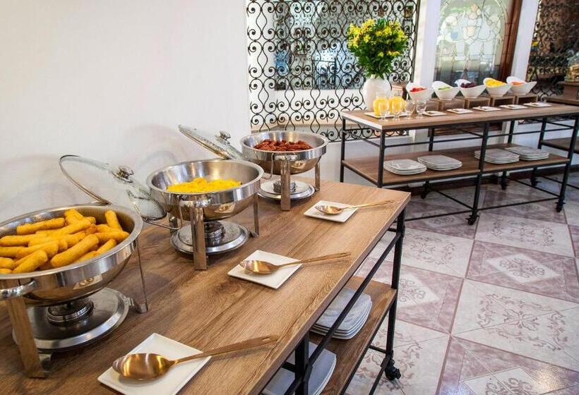 Solar Hotel Casa Laureles