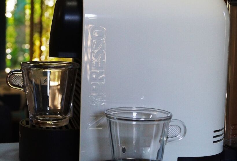 فندق Emeraldene Inn & Eco-lodge