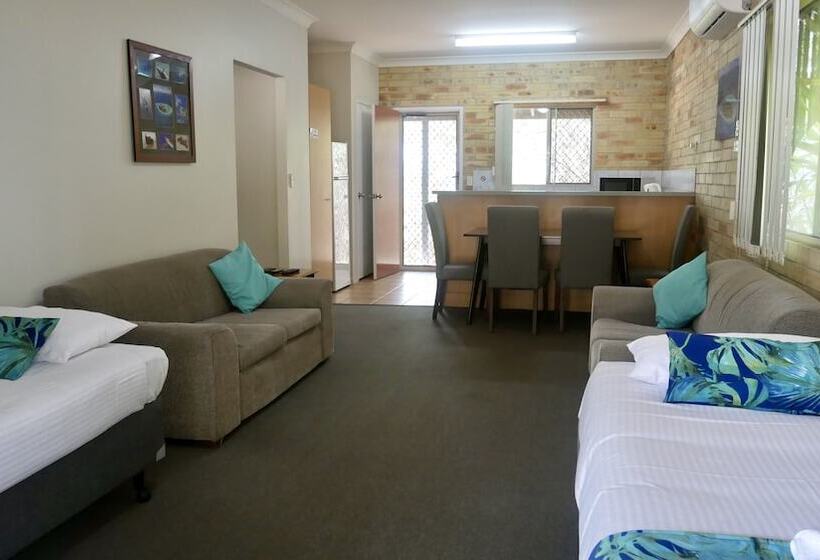 فندق Emeraldene Inn & Eco-lodge