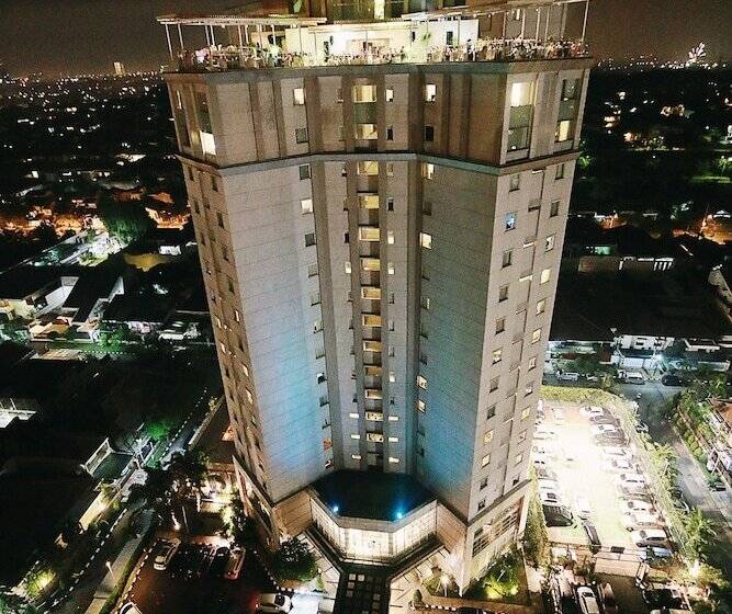Java Paragon Hotel & Residences