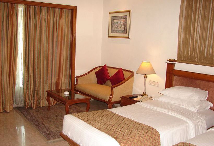 فندق Mansingh Towers