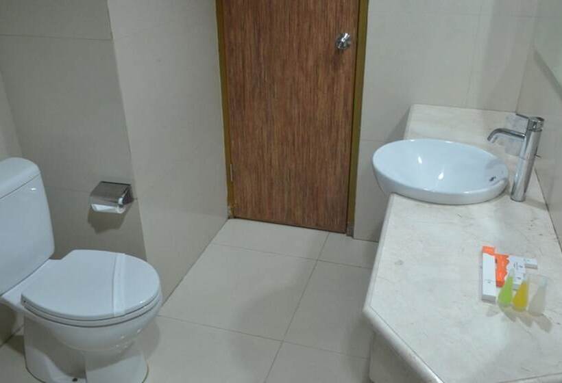 هتل Putri Duyung Ancol