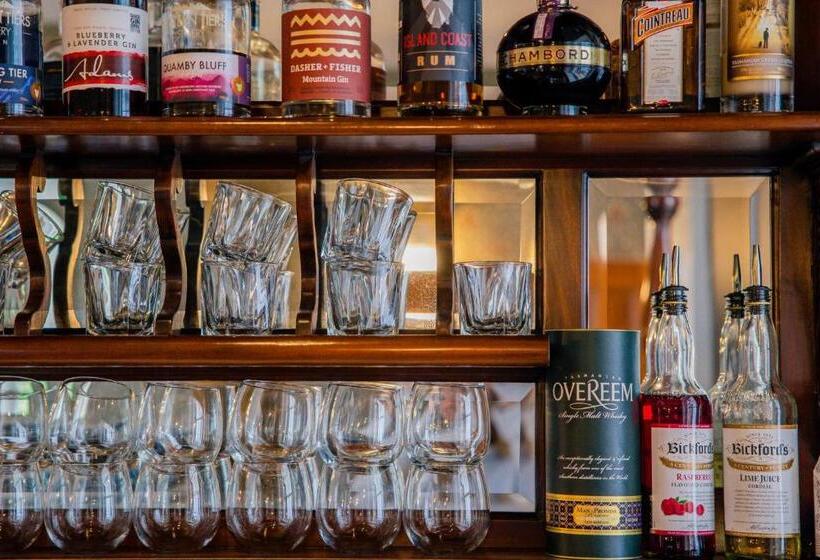 هتل Quamby Estate