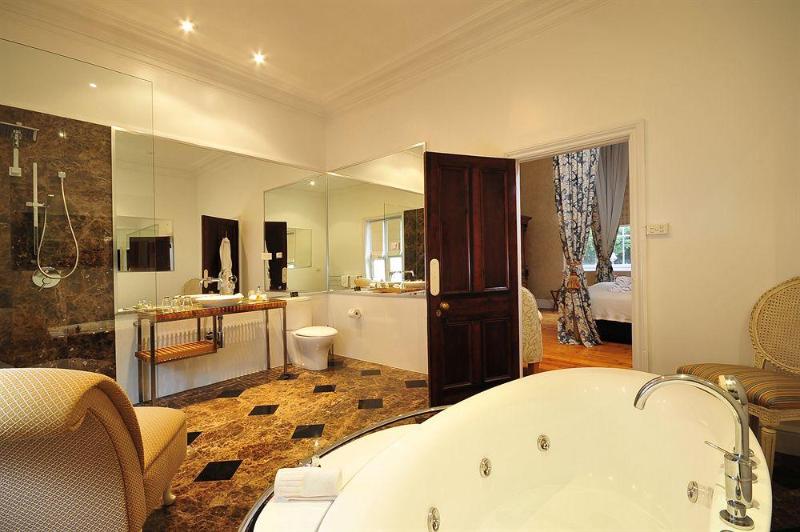 هتل Quamby Estate