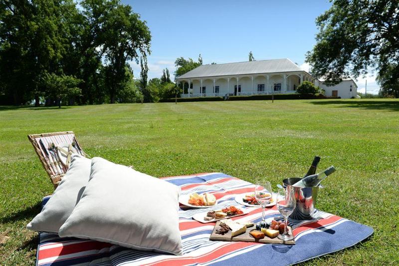 هتل Quamby Estate