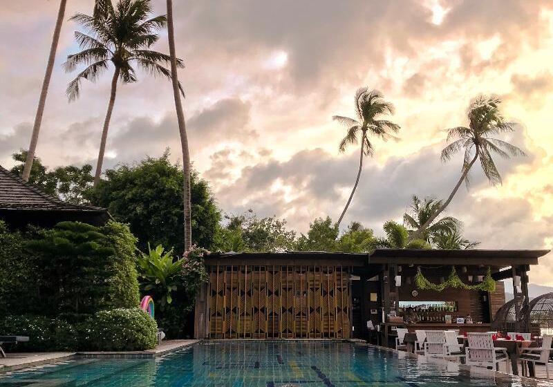 هتل Tango Luxe Beach Villa, Koh Samui