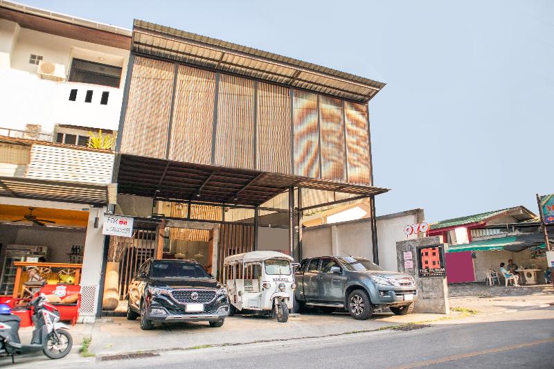 هتل The Album Loft At Nanai