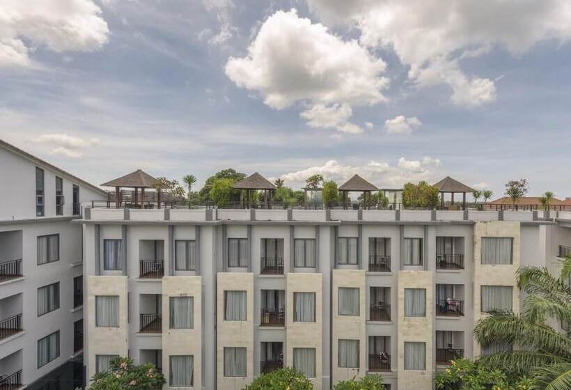 هتل Umalas Creek Villas