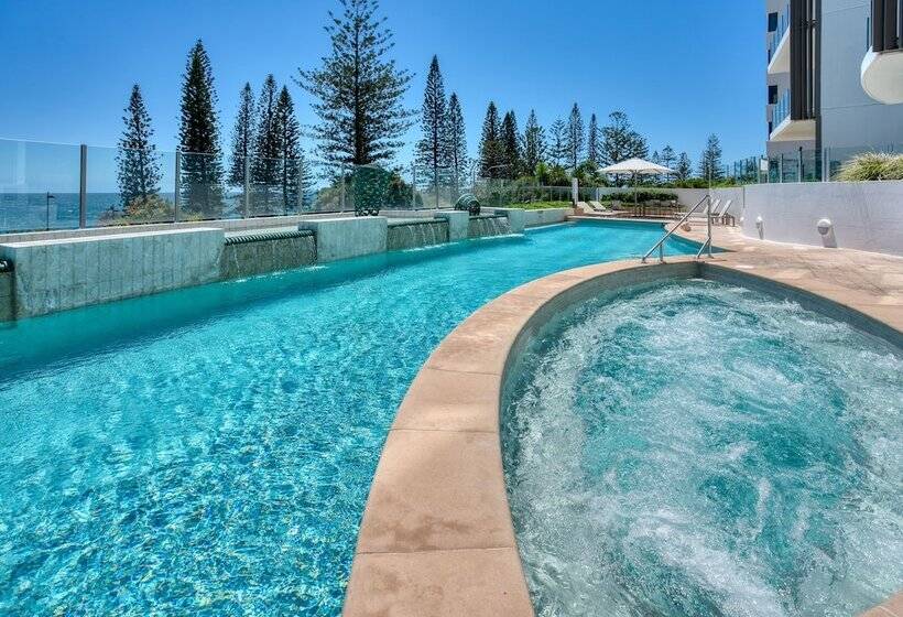 منتجع Oceans Mooloolaba