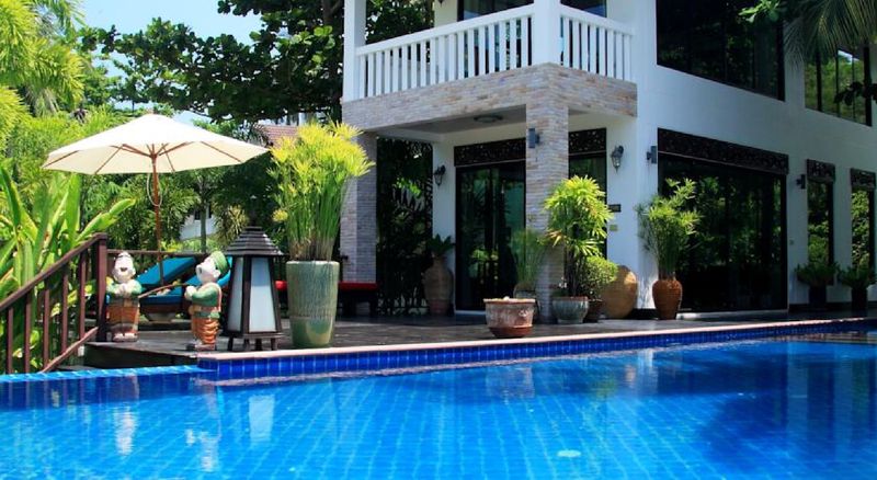 Racha Island Resort