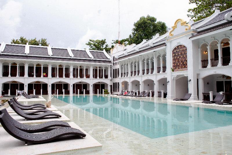 Racha Island Resort