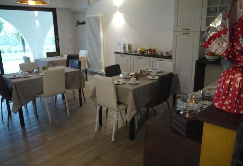 مبيت وإفطار Cara Pace In Collina Per Famiglie