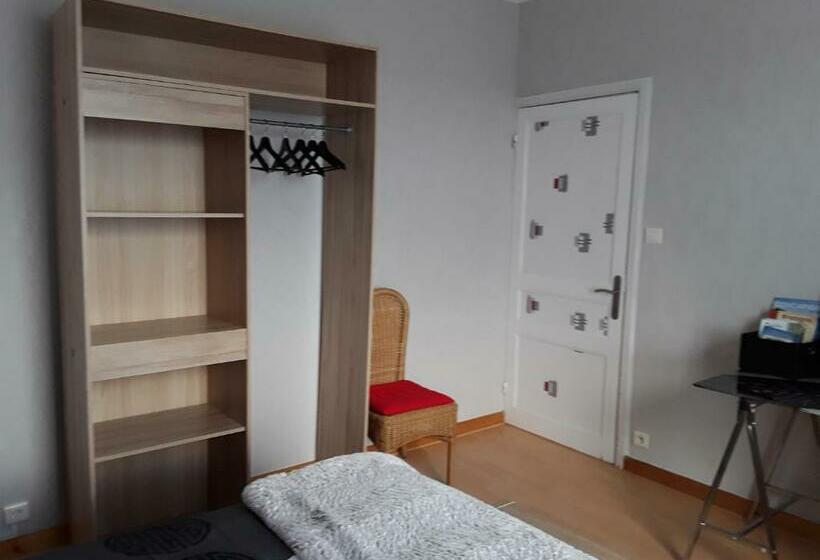 مبيت وإفطار Location Keransignour