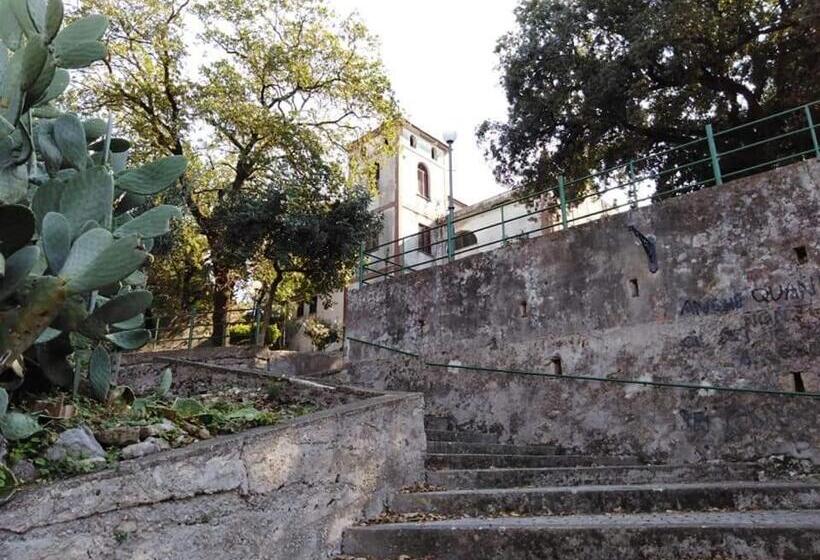 مبيت وإفطار I Milord