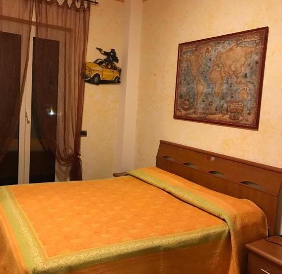 مبيت وإفطار Mirella S House Viaverona