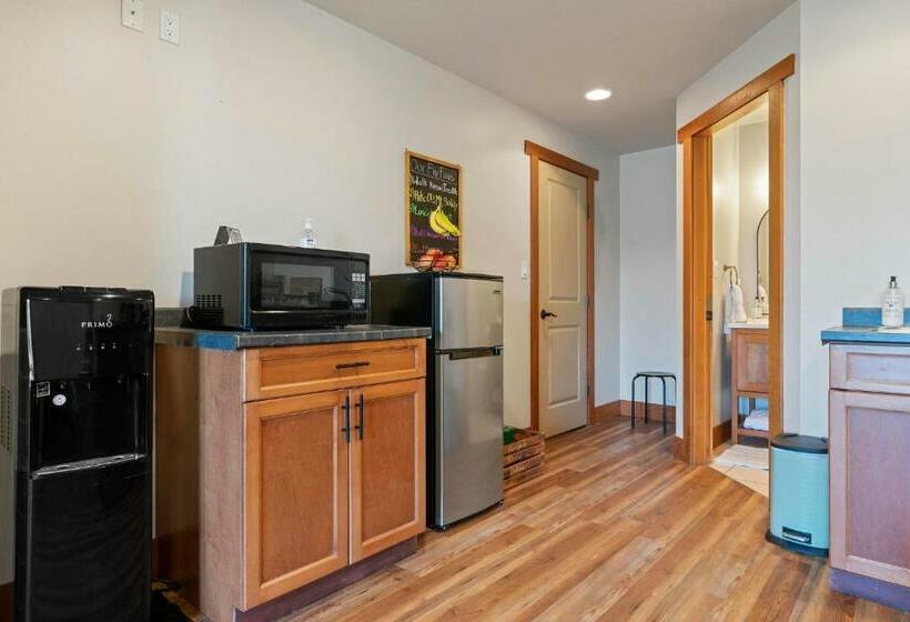 צימר Shawnigan Hills Guest Suite