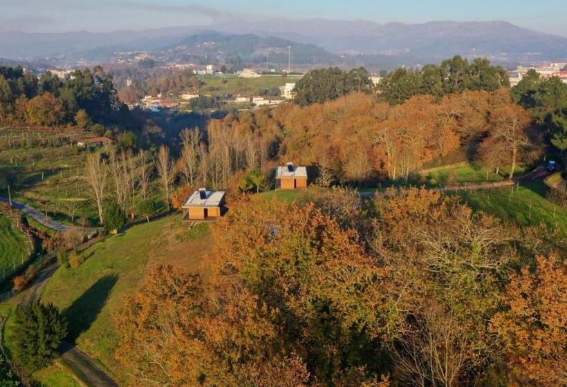 هتل Quinta De Silharezes, Lda