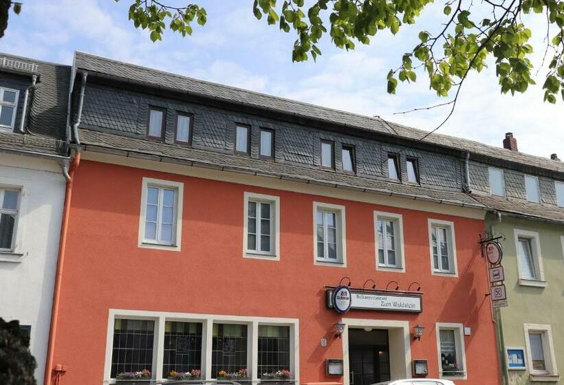 هتل Zum Waldstein